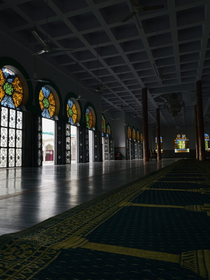 Jamia_mosque.jpg Abdulhariss https://creativecommons.org/licenses/by/4.0/deed.en
