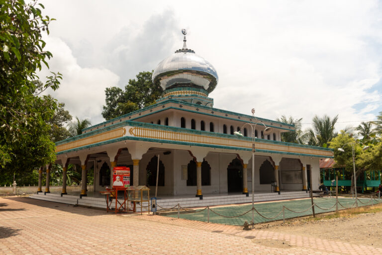 Teungku_Meureuhom_Muda_Mosque,_Blang_Kubu;_August_2020_(02).jpg Rachmat04 https://creativecommons.org/licenses/by-sa/3.0/deed.en